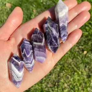 Double-terminated Chevron (Dream) Amethyst (M)