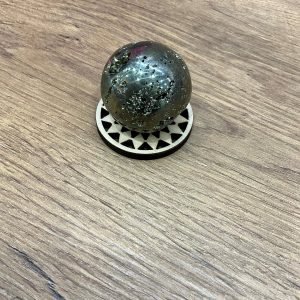 Pyrite (L)